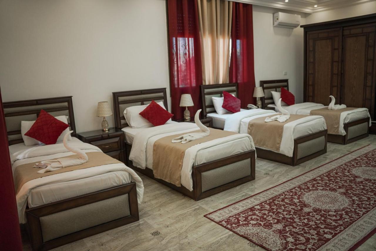 Relaxing Oasis Villa Wadi Musa Bagian luar foto